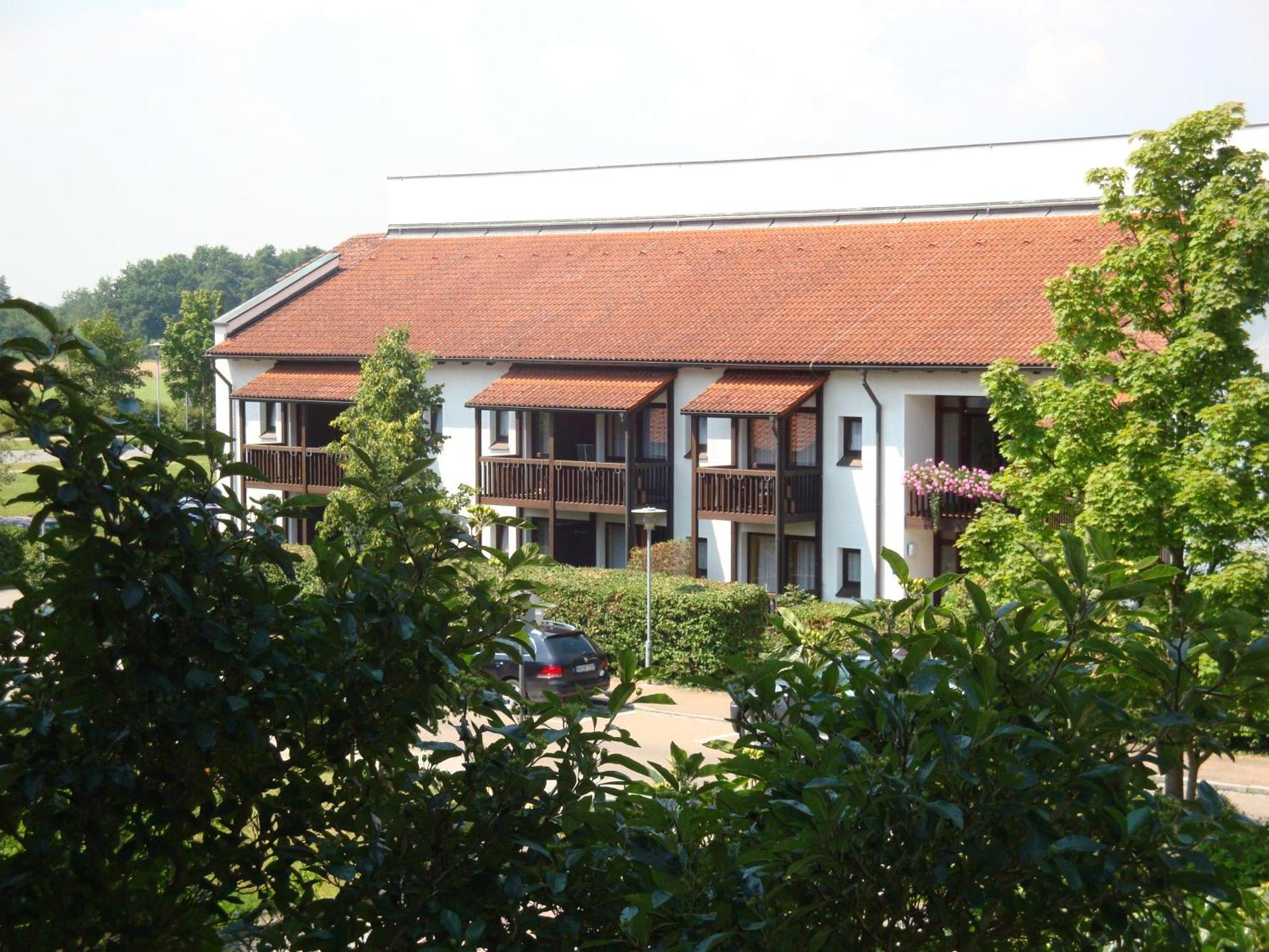 Apparthotel Minerva Diana Octavia Бад-Геггинг Экстерьер фото