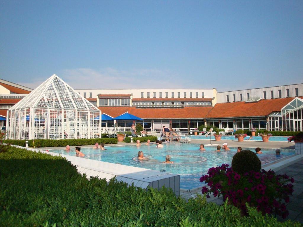 Apparthotel Minerva Diana Octavia Бад-Геггинг Экстерьер фото